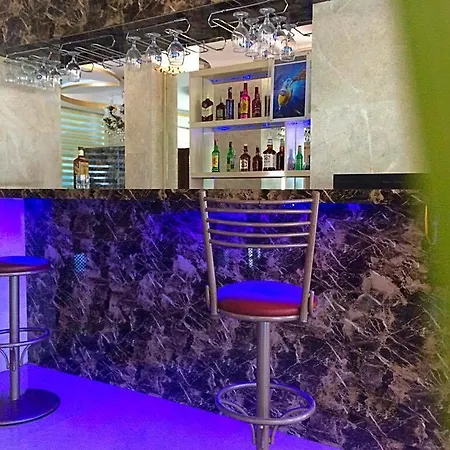 Hotel Grand Ezel 3*